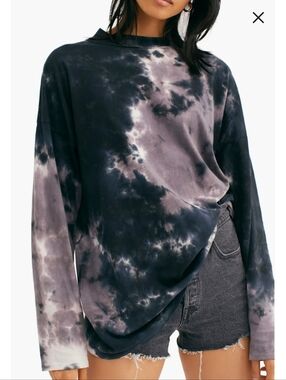 We The Free - Be Free Tie-Dye Long Sleeve